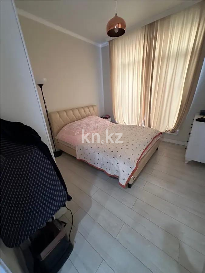 Продажа 3-комнатной квартиры, 50 м², ул. Сейдимбека, дом  110/6 в Алматы - фото 2