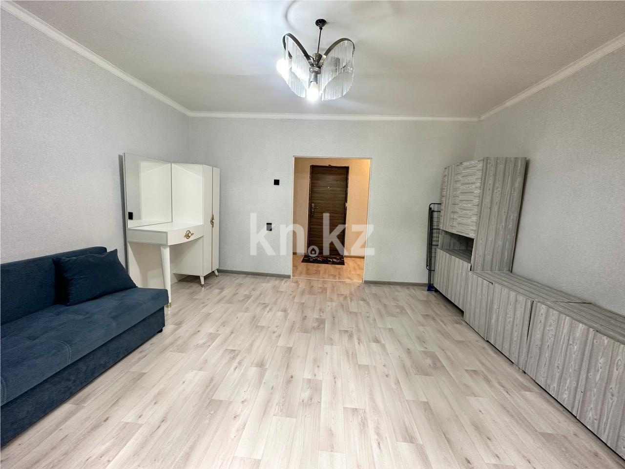 Продажа 2-комнатной квартиры, 52 м², мкр-н Гульдер-1 - Продажа  двухкомнатных квартир в Караганде фото 2 из 8