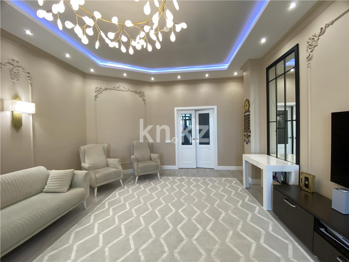 Продажа 4-комнатной квартиры, 149 м² - Продажа квартир в кирпичном доме в Казахстане - страница 300 фото 4 из 32