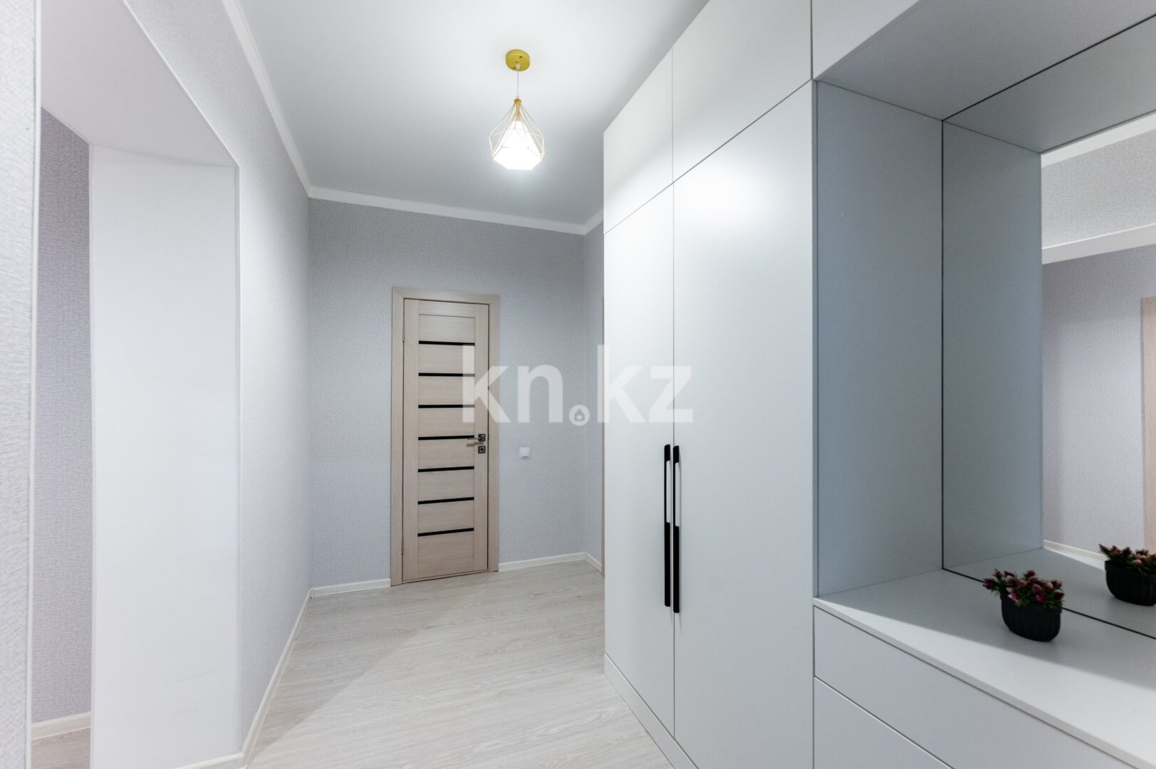 Продажа 3-комнатной квартиры, 77.2 м² в Астане - фото 23
