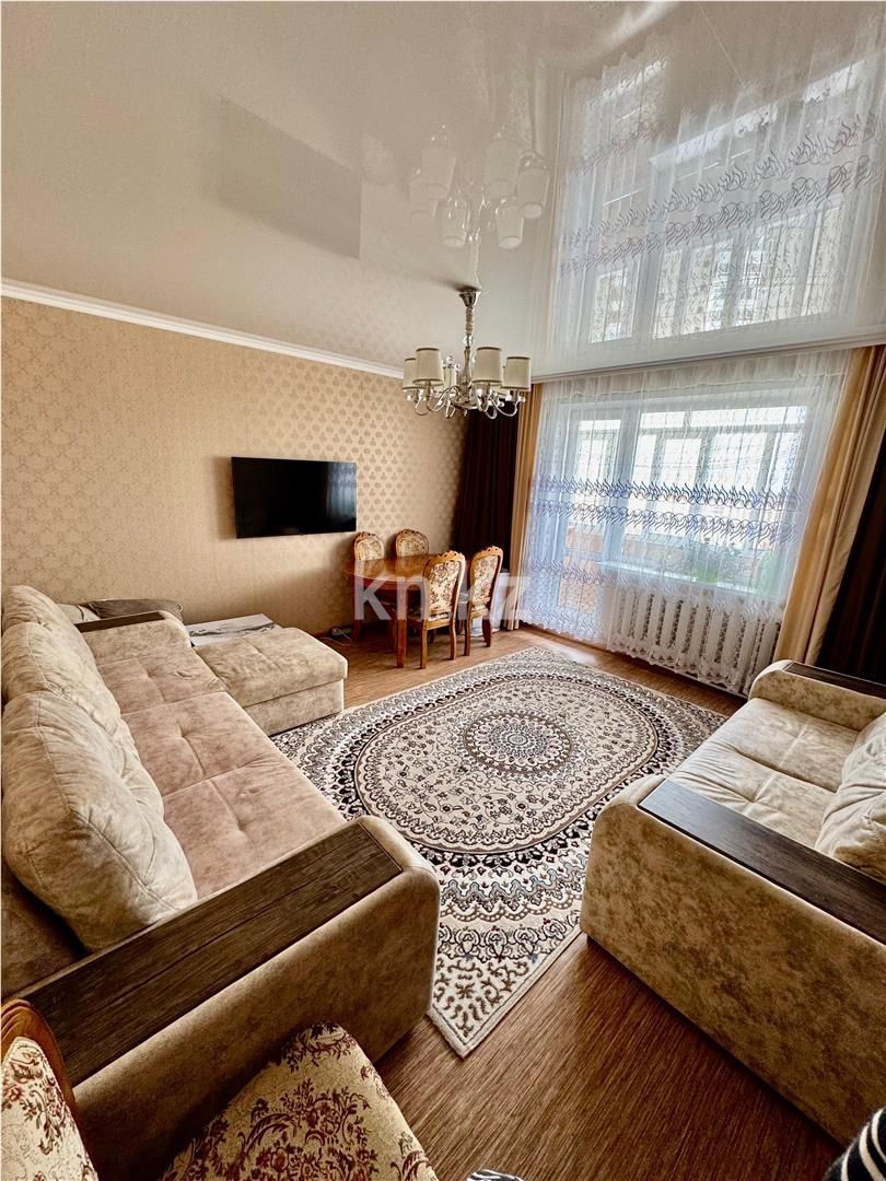 Продажа 3-комнатной квартиры, 63 м², мкр-н Голубые Пруды - Продажа  трехкомнатных квартир в Караганде фото 1 из 9