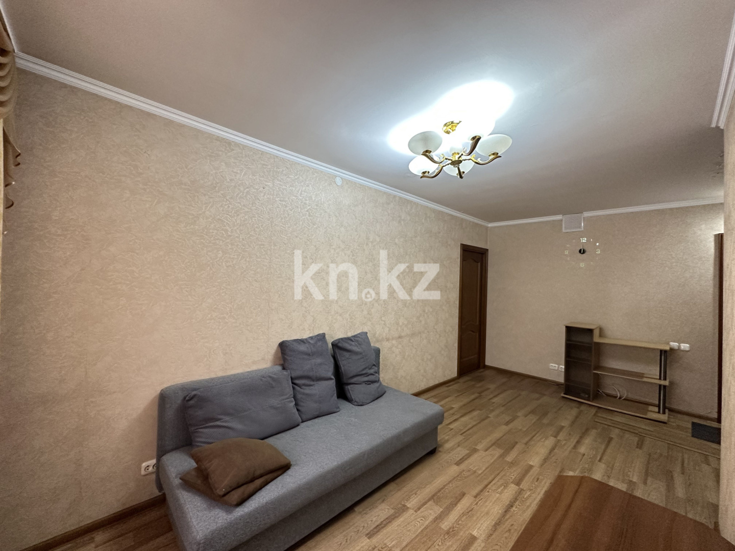Продажа 2-комнатной квартиры, 42.3 м² - Продажа квартир в Караганде - страница 7 фото 2 из 17