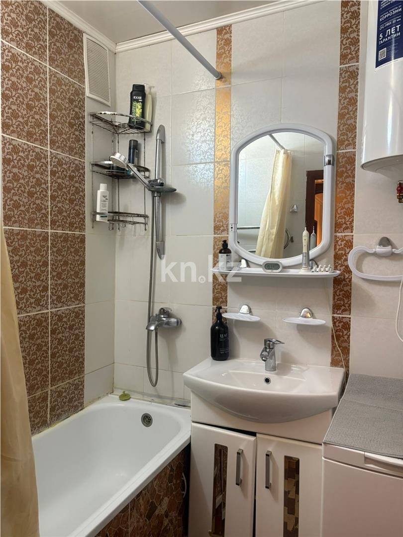 Продажа 3-комнатной квартиры, 65 м² - Продажа  трехкомнатных квартир в Караганде с фото фото 10 из 12