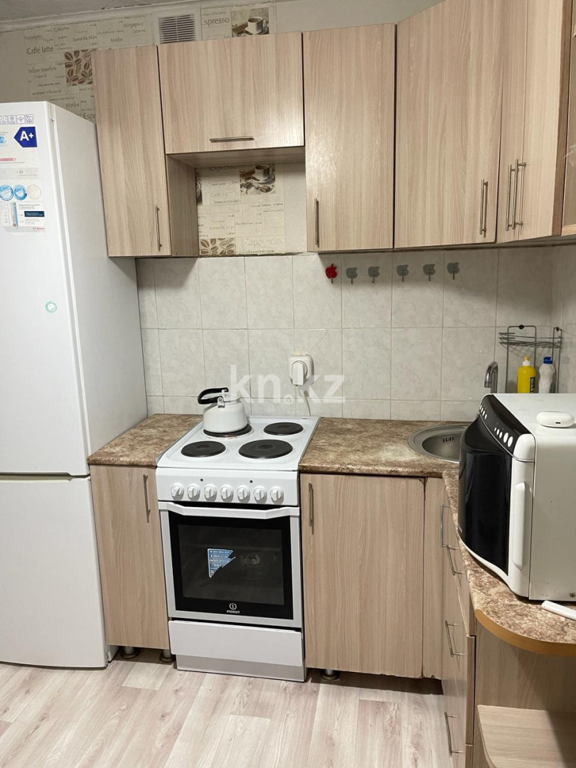 Аренда 2-комнатной квартиры, 49 м² - Продажа гаражей в Усть-Каменогорске фото 1 из 5