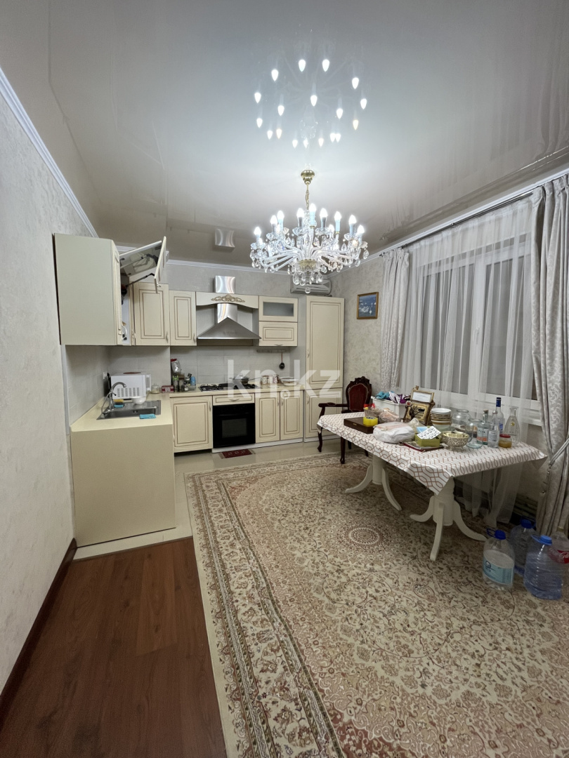 Продажа 7-комнатного дома, 380 м², ул. Сулейменова - Продажа квартир в Шымкенте фото 11 из 21