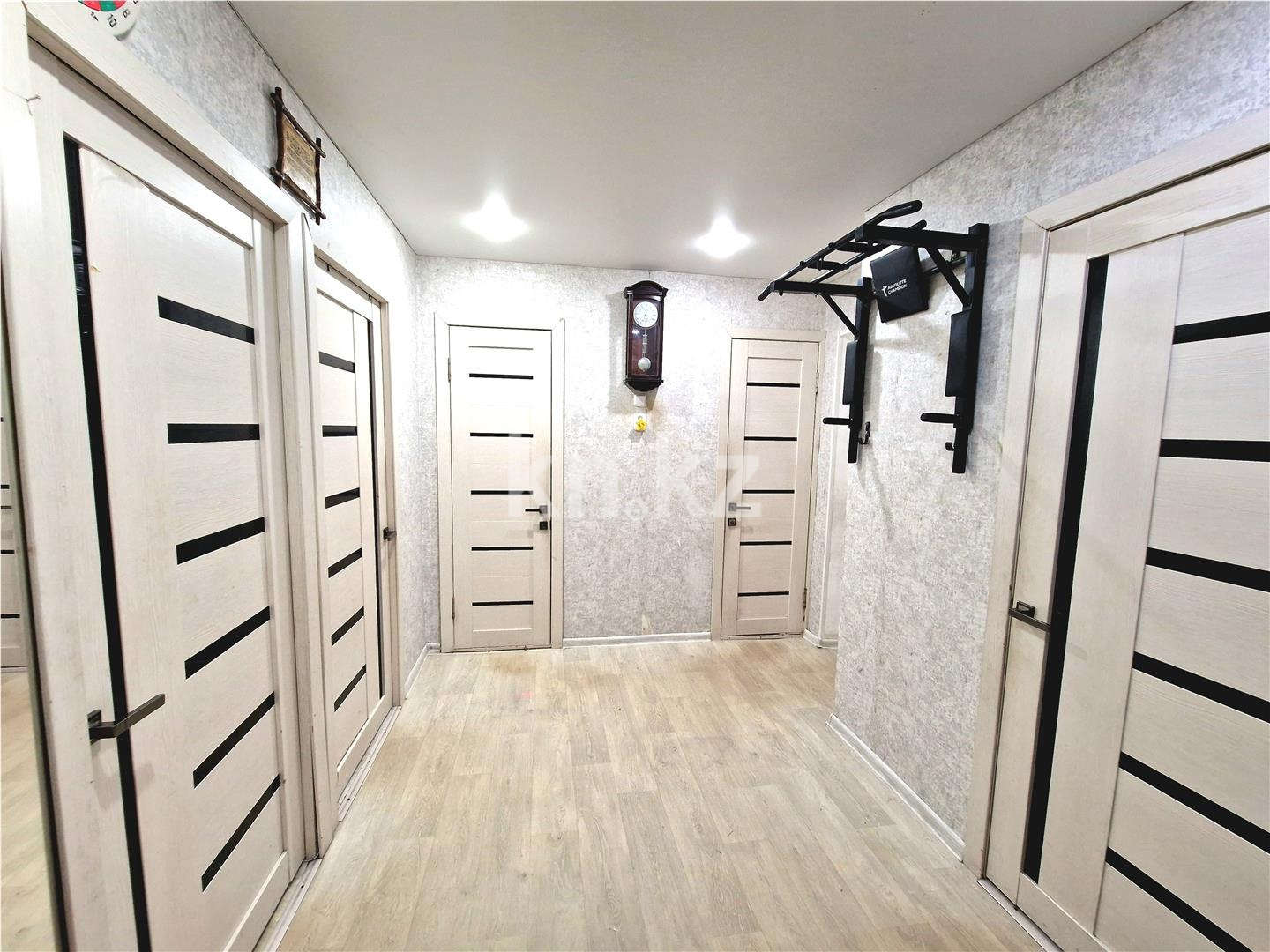 Продажа 3-комнатной квартиры, 58 м² - Продажа квартир в кирпичном доме в Караганде фото 11 из 12