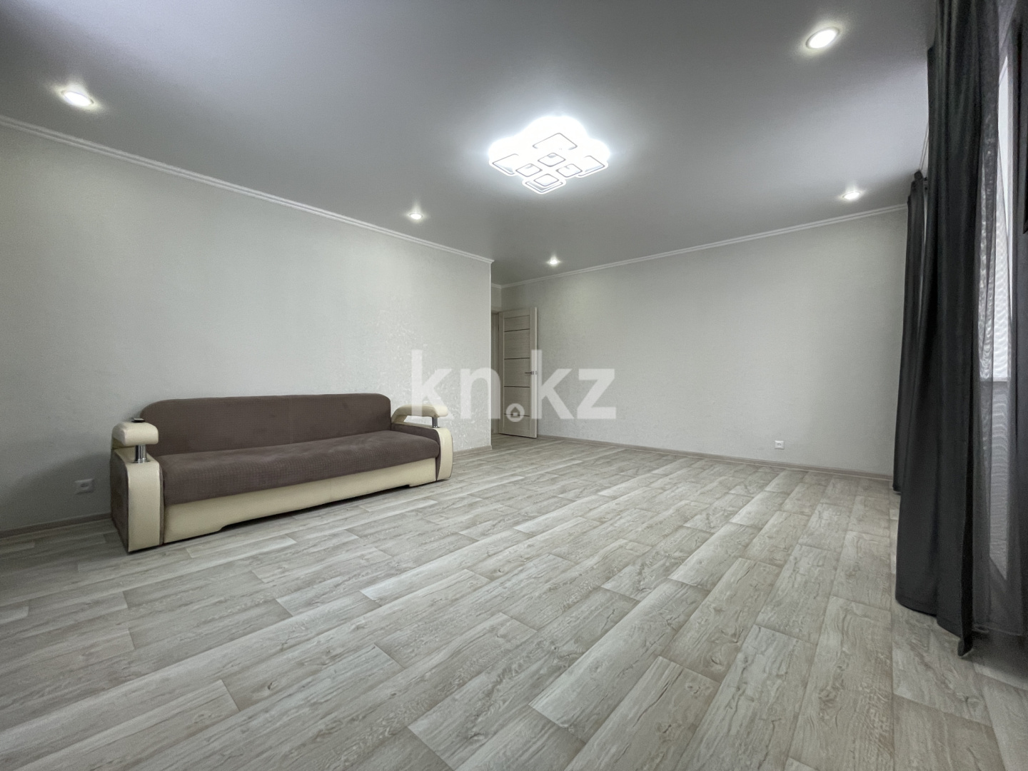 Аренда 2-комнатной квартиры посуточно, 1 м², ул. Интернациональная, дом  94 - Аренда квартир посуточно в Петропавловске фото 5 из 11