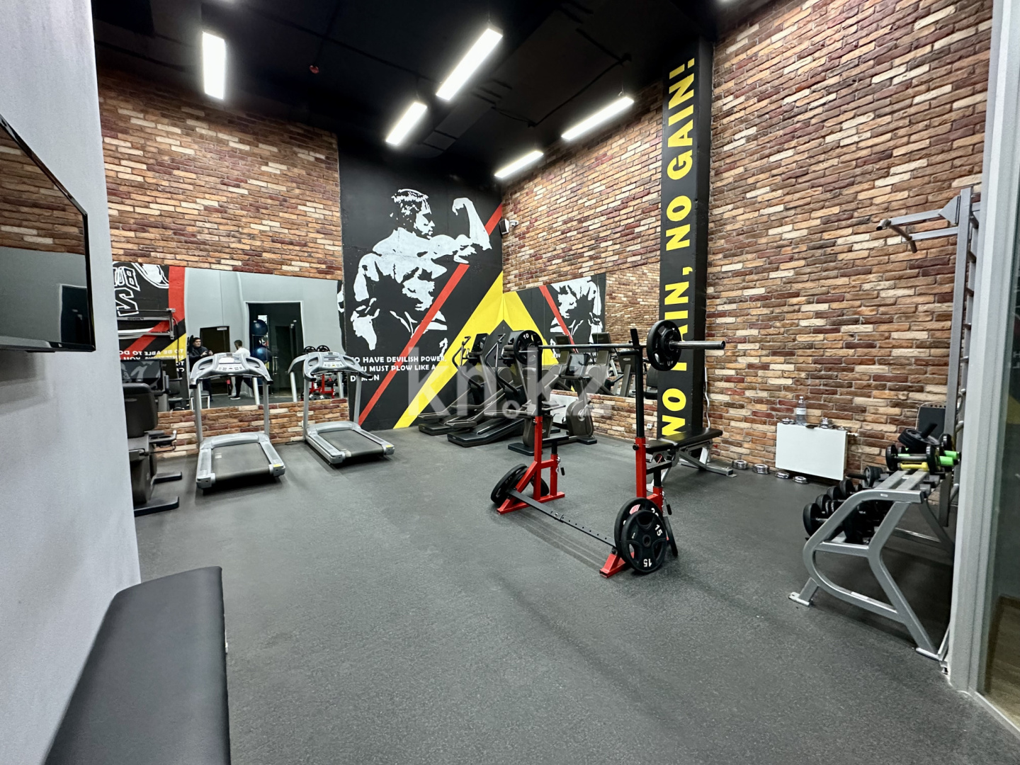 Продажа 4-комнатной квартиры, 170 м² - Продажа четырехкомнатных квартир от собственников в Астане - страница 13 фото 37 из 40