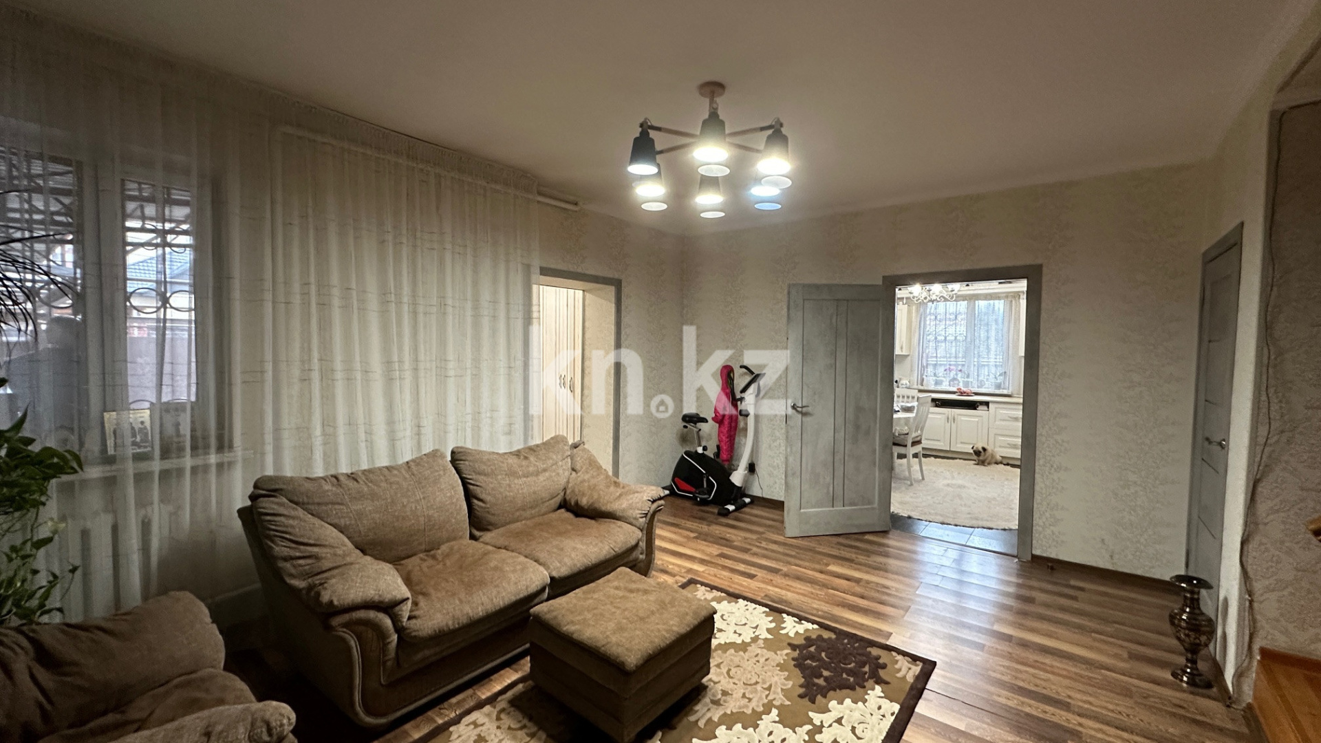 Продажа 4-комнатного дома, 140 м², ул. Сыгай - Продажа домов, коттеджей в Алматы фото 26 из 31