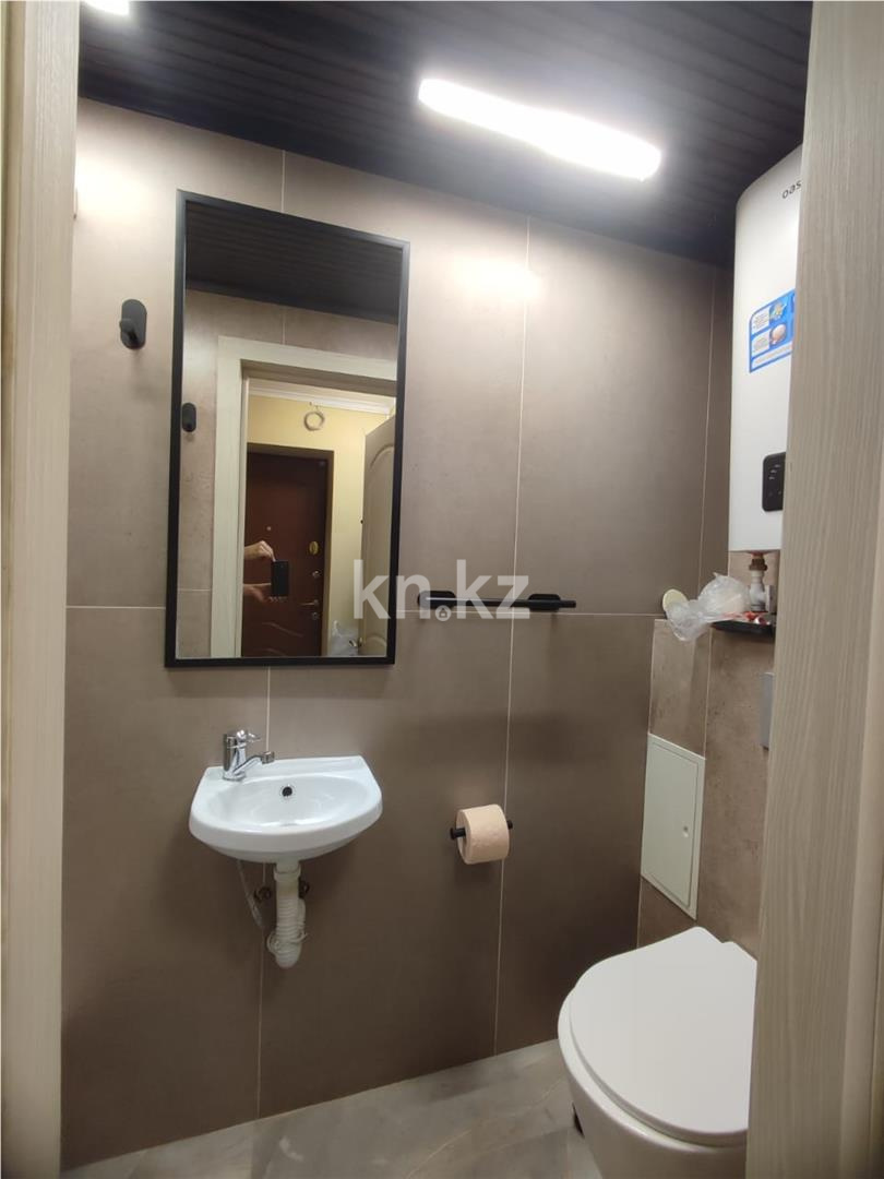 Продажа 2-комнатной квартиры, 41 м², ул. Алиханова - Продажа квартир в Караганде фото 10 из 11