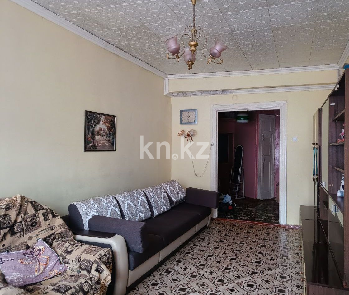 Продажа 3-комнатной квартиры, 78.5 м², пр. Шакарима, дом  159 - Продажа квартир в Усть-Каменогорске фото 2 из 9