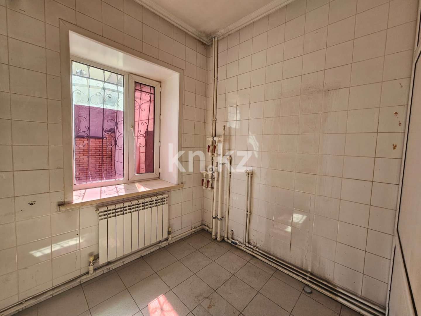 Продажа , 414 м², ул. Кирпичная, дом  46 - Продажа офисных и торговых помещений в Караганде фото 16 из 23