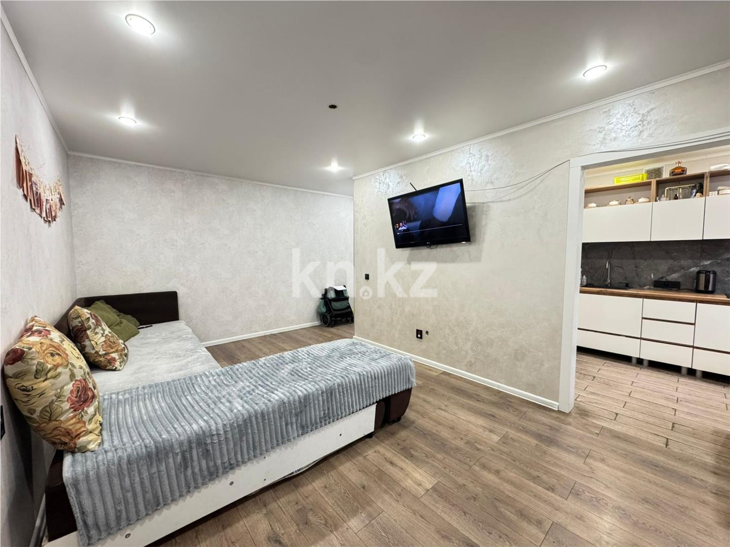 Продажа 2-комнатной квартиры, 48 м², мкр-н 7-й, дом  17 в Темиртау - фото 2