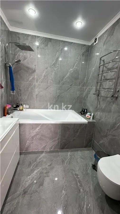 Продажа 3-комнатной квартиры, 98.3 м² в Алматы - фото 11