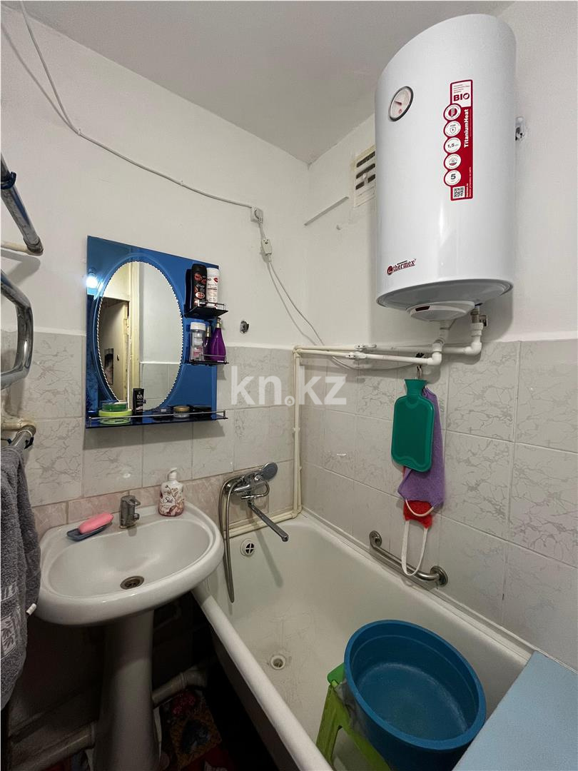 Продажа 2-комнатной квартиры, 47 м², мкр-н 14 в Караганде - фото 6