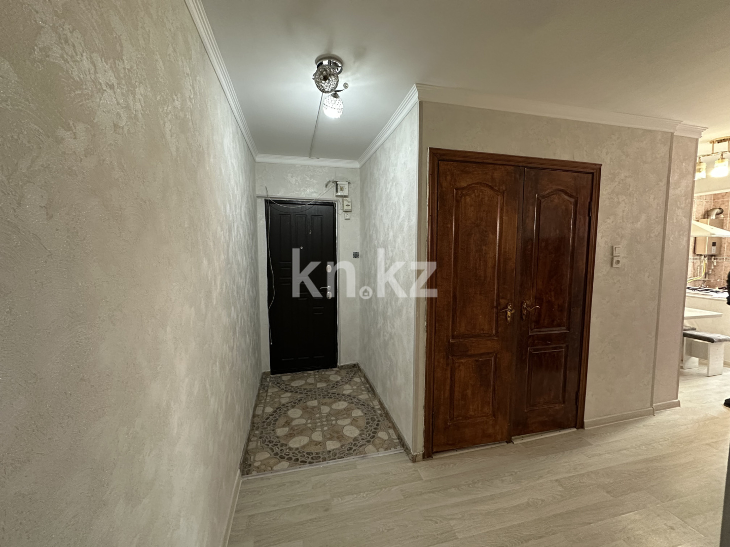 Продажа 2-комнатной квартиры, 56 м², мкр-н Восток, дом  23 - Продажа и аренда недвижимости в Шымкенте фото 11 из 17