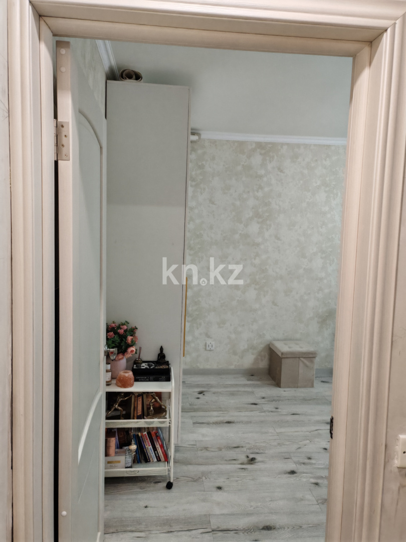 Продажа 1-комнатной квартиры, 32 м², ул. Муканова, дом  12/2 в Караганде - фото 4