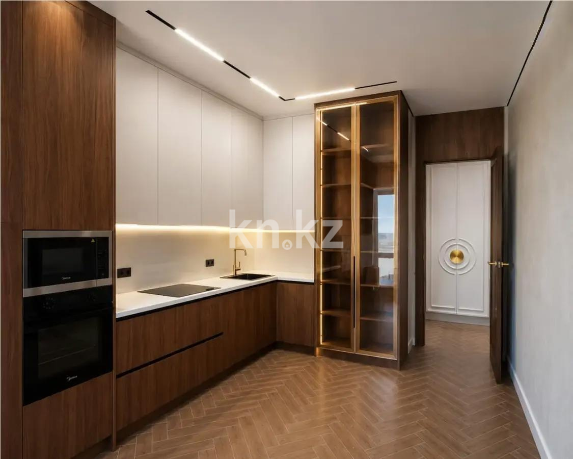 Продажа 4-комнатной квартиры, 110 м² в Астане