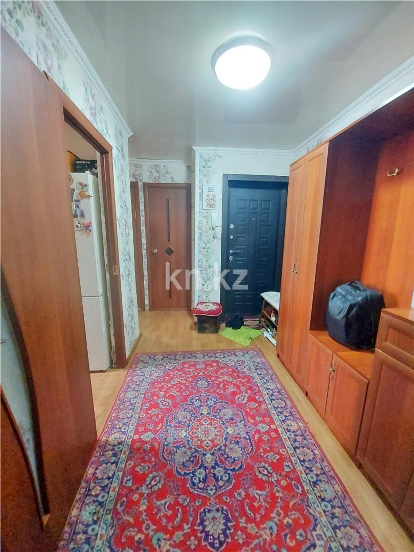 Продажа 4-комнатной квартиры, 62 м², ул. Жекибаева, дом  146 - Продажа квартир в Караганде фото 8 из 13