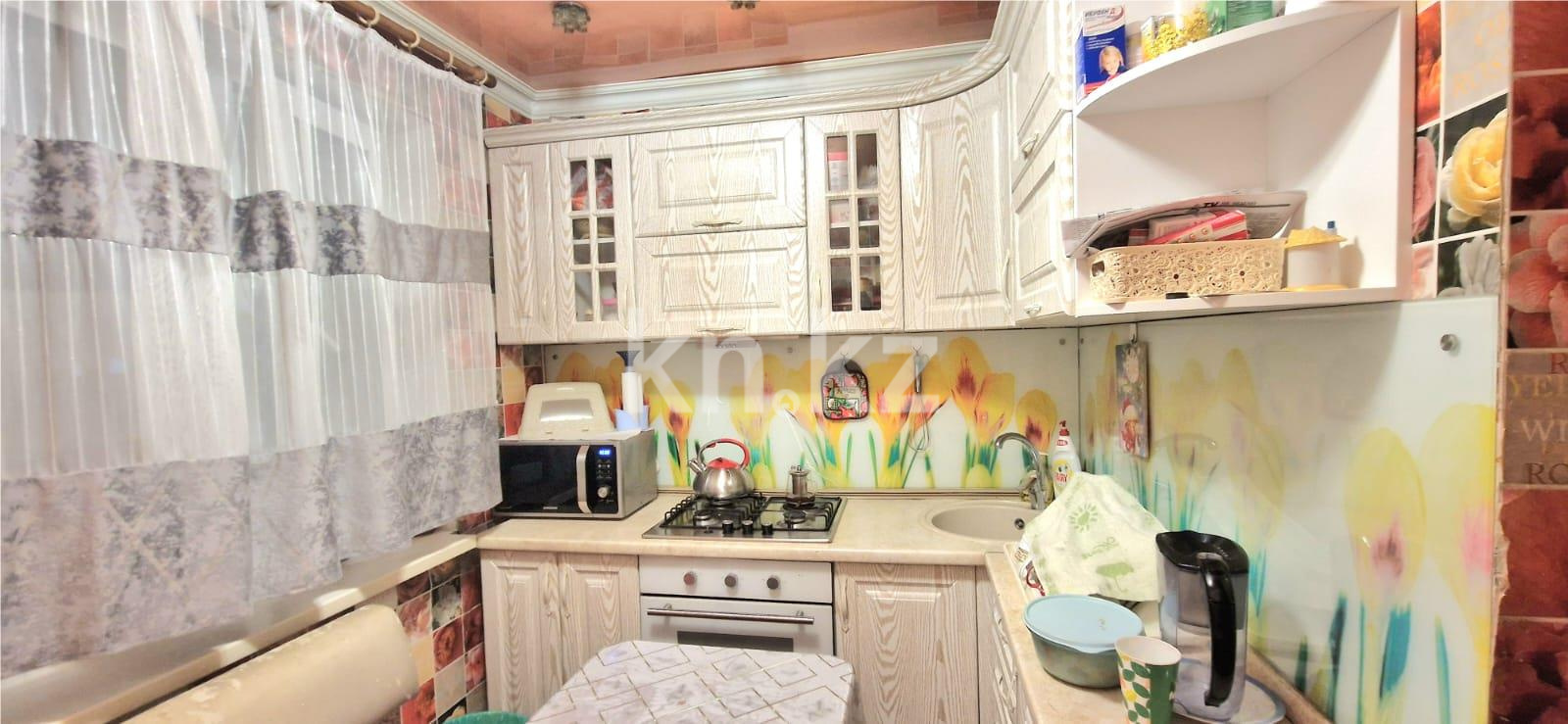 Продажа 3-комнатной квартиры, 62 м², мкр-н 15 - Продажа квартир в Караганде фото 12 из 24