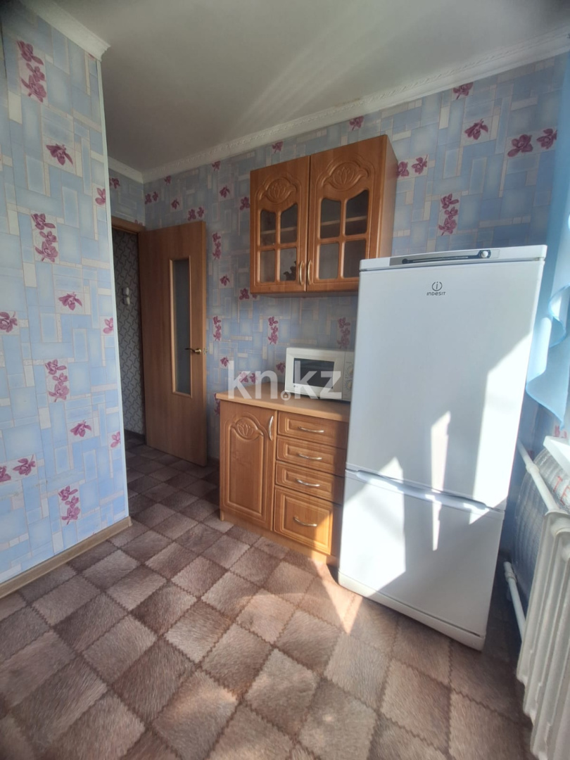 Продажа 2-комнатной квартиры, 47 м², мкр-н 14, дом  13 в Караганде - фото 9