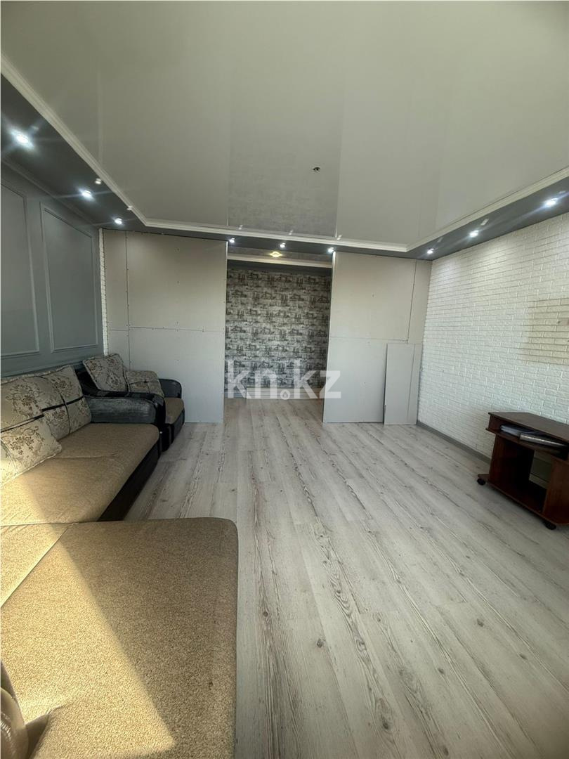 Продажа 3-комнатной квартиры, 66 м², мкр-н Голубые Пруды - Продажа квартир в Караганде фото 2 из 13