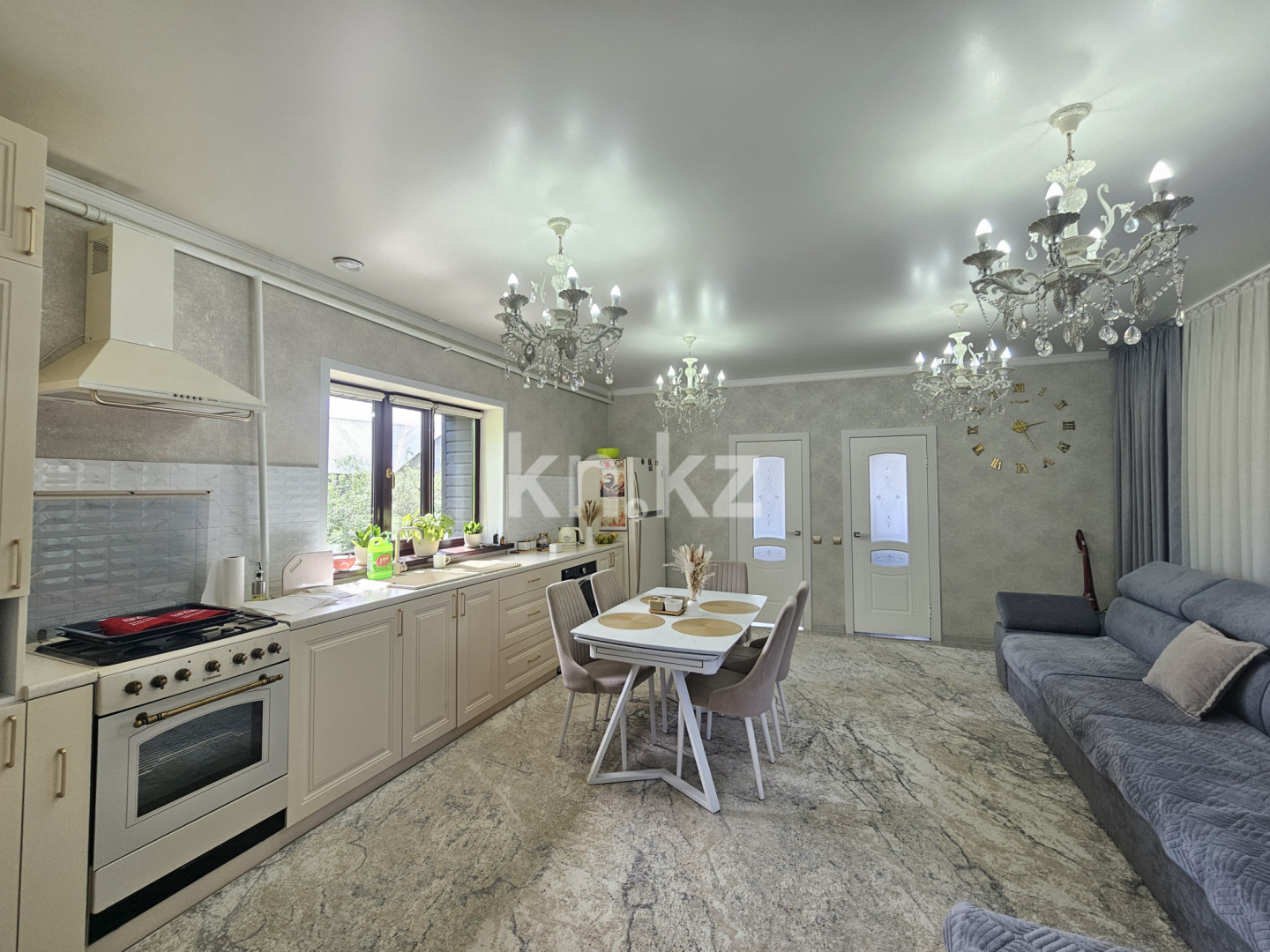 Продажа 2-комнатного дома, 63 м², ул. Рахимова, дом  170 - Продажа  двухкомнатных домов, коттеджей в Караганде фото 1 из 22