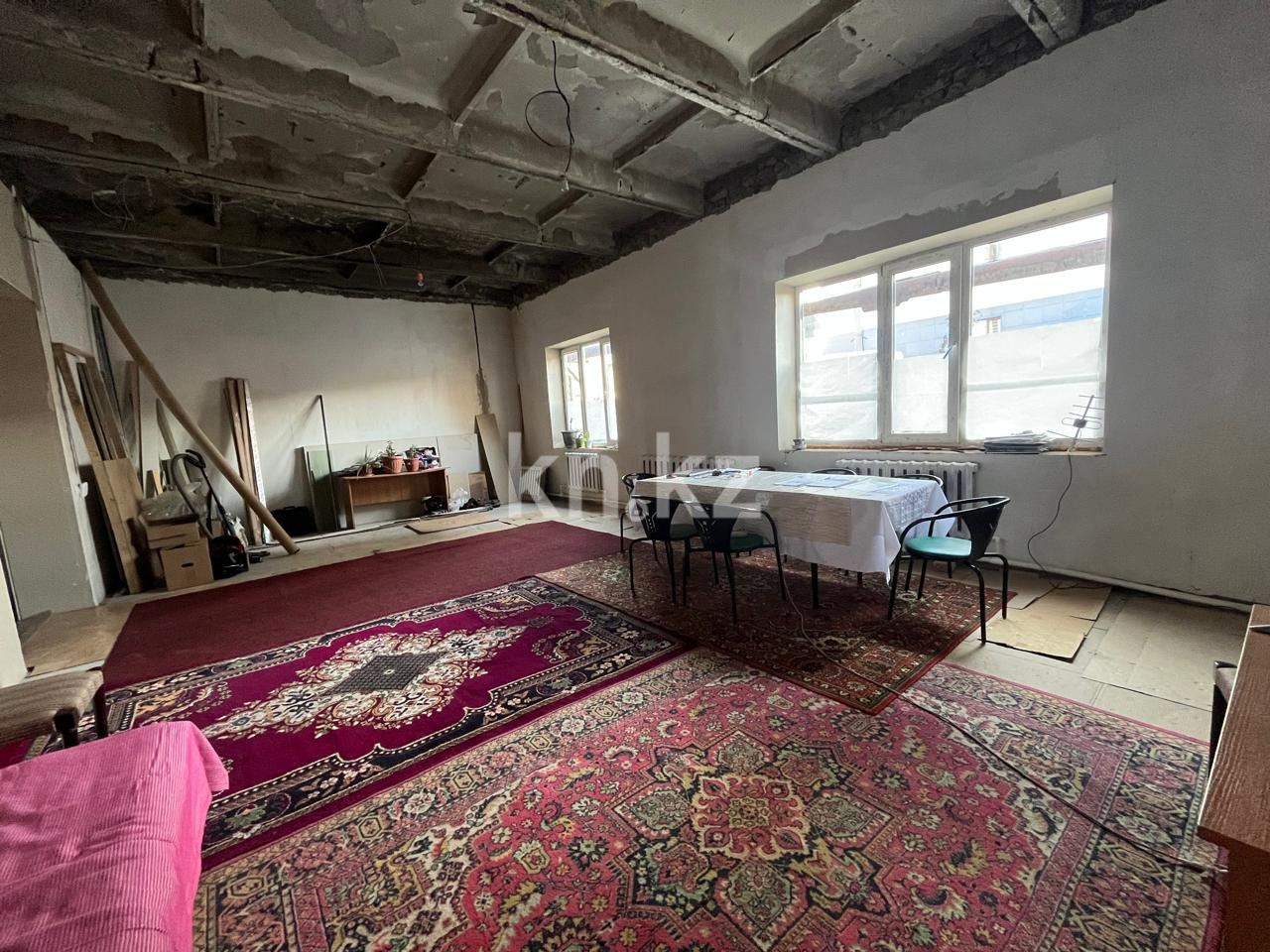 Продажа 4-комнатного дома, 246 м², ул. Чижевского - Продажа домов и коттеджей в Караганде фото 3 из 14