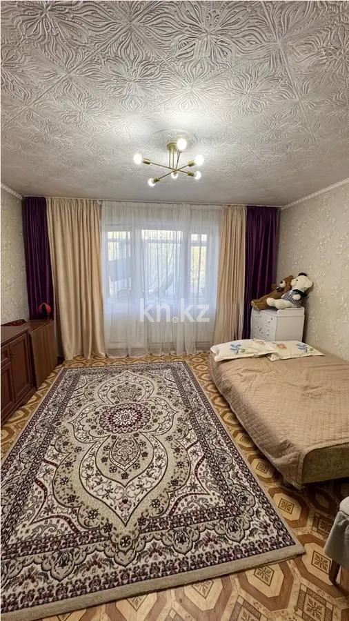 Продажа 1-комнатной квартиры, 42 м², мкр-н Степной-2, дом  1 - Продажа однокомнатных квартир в Караганде на Юго-Востоке фото 1 из 5