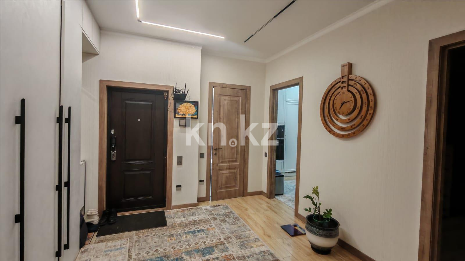 Продажа 4-комнатной квартиры, 123 м², ул. Дюсембекова - Продажа квартир в Казахстане фото 17 из 31