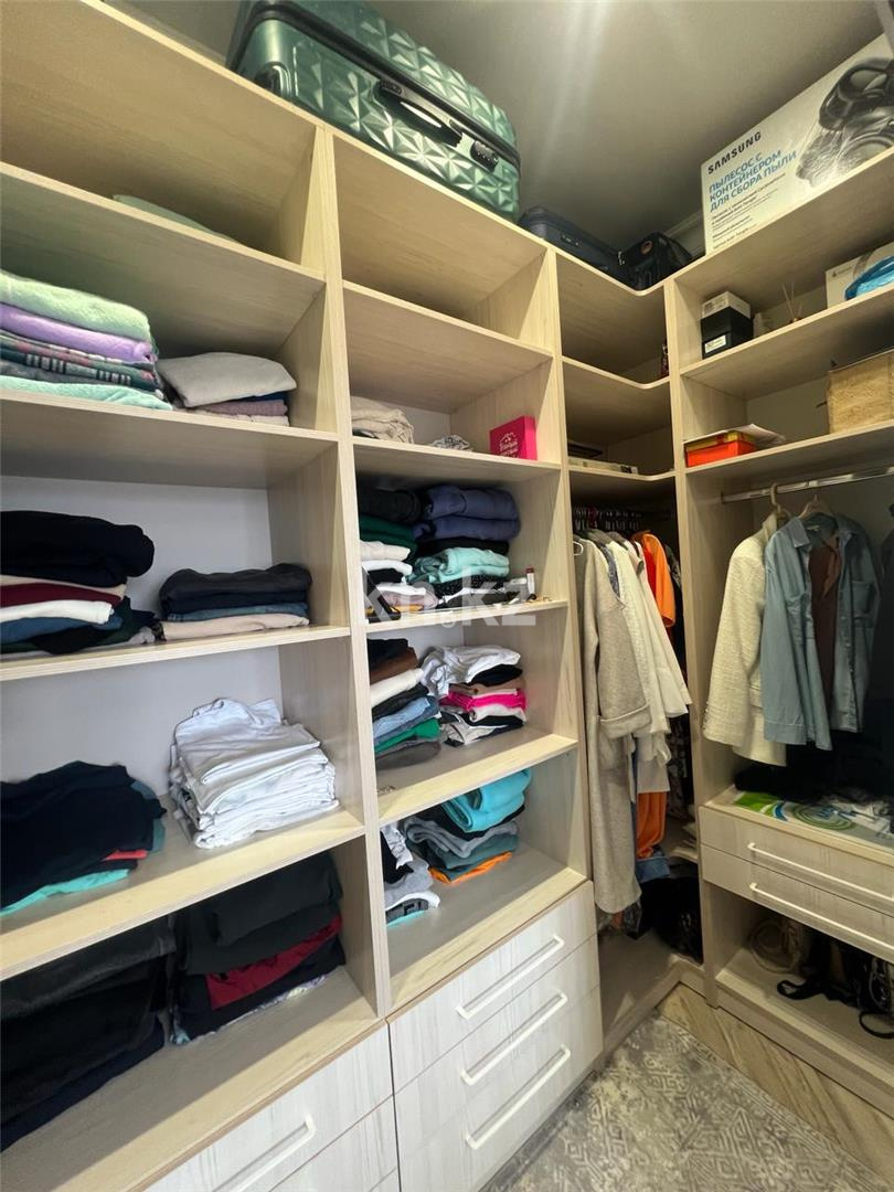 Продажа 3-комнатной квартиры, 94 м², ул. Сатыбалдина, дом  30 - Продажа квартир в Караганде фото 7 из 27