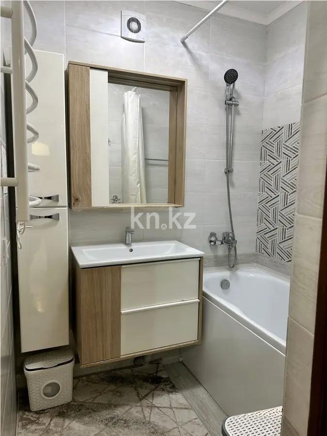 Продажа 3-комнатной квартиры, 82 м², пр. Тауелсыздык, дом  14/1 в Астане - фото 5