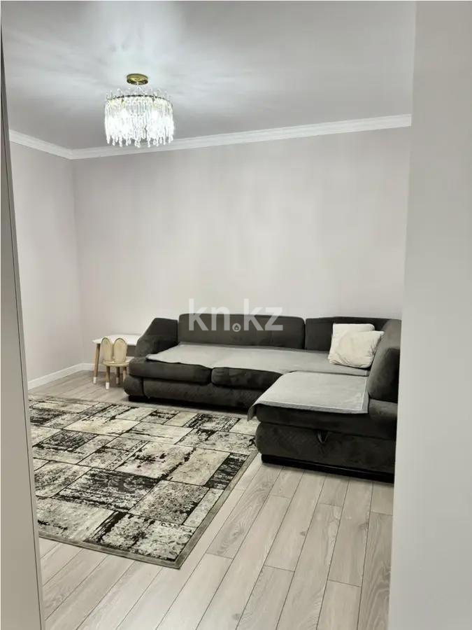 Продажа 3-комнатной квартиры, 90 м², ул. Толе би, дом  273/4 - Продажа  трехкомнатных квартир в Алматы фото 1 из 5