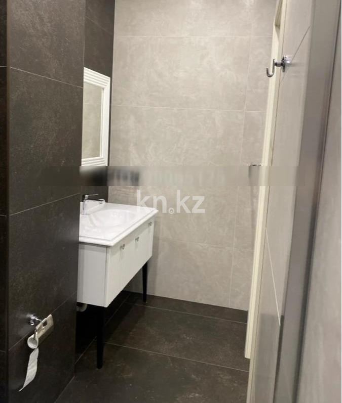 Аренда 4-комнатной квартиры, 200 м² - Аренда квартир помесячно в Алматы фото 14 из 20