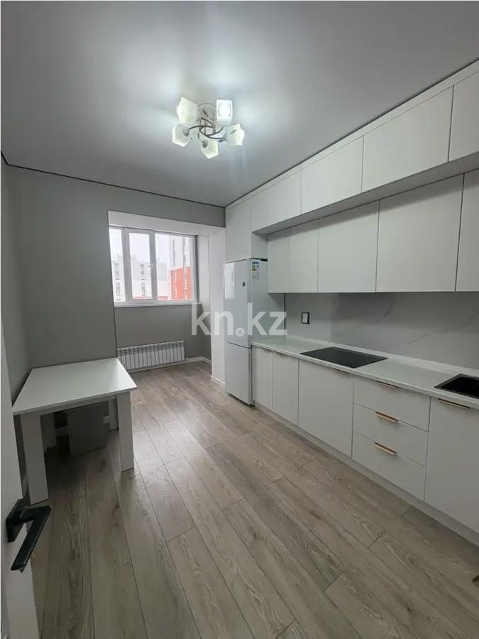 Продажа 1-комнатной квартиры, 37 м², ул. Байтурсынова, дом  36 в Астане - фото 2