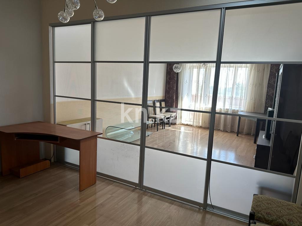 Продажа 2-комнатной квартиры, 82 м², пр. Н. Абдирова - Продажа квартир в Караганде фото 3 из 19