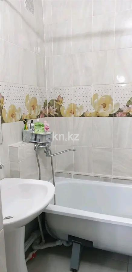 Продажа 3-комнатной квартиры, 60 м², 68 квартал, дом  6 в Темиртау - фото 4