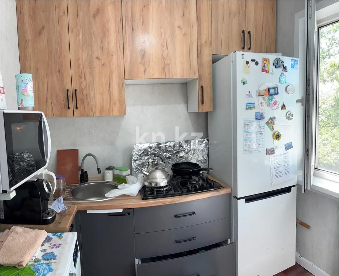 Продажа 2-комнатной квартиры, 46 м², мкр-н 9, дом  46 в Алматы - фото 3