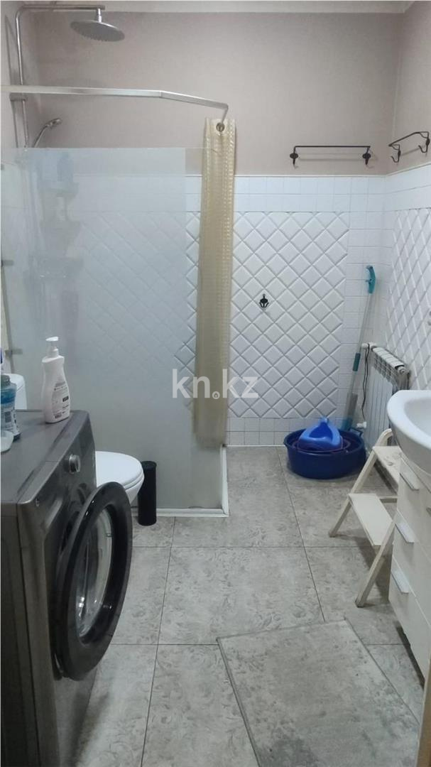 Продажа 3-комнатной квартиры, 86 м², ул. Абая - Продажа квартир в Караганде фото 3 из 5