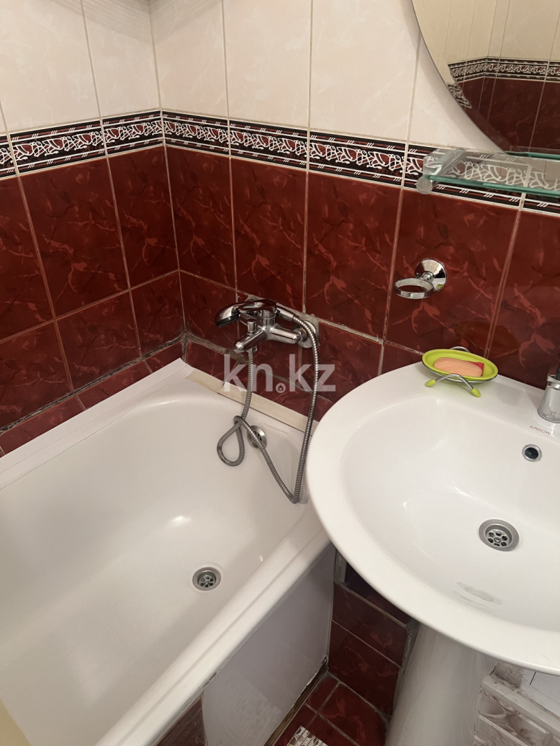 Аренда 1-комнатной квартиры посуточно, 41 м² в Алматы - фото 8