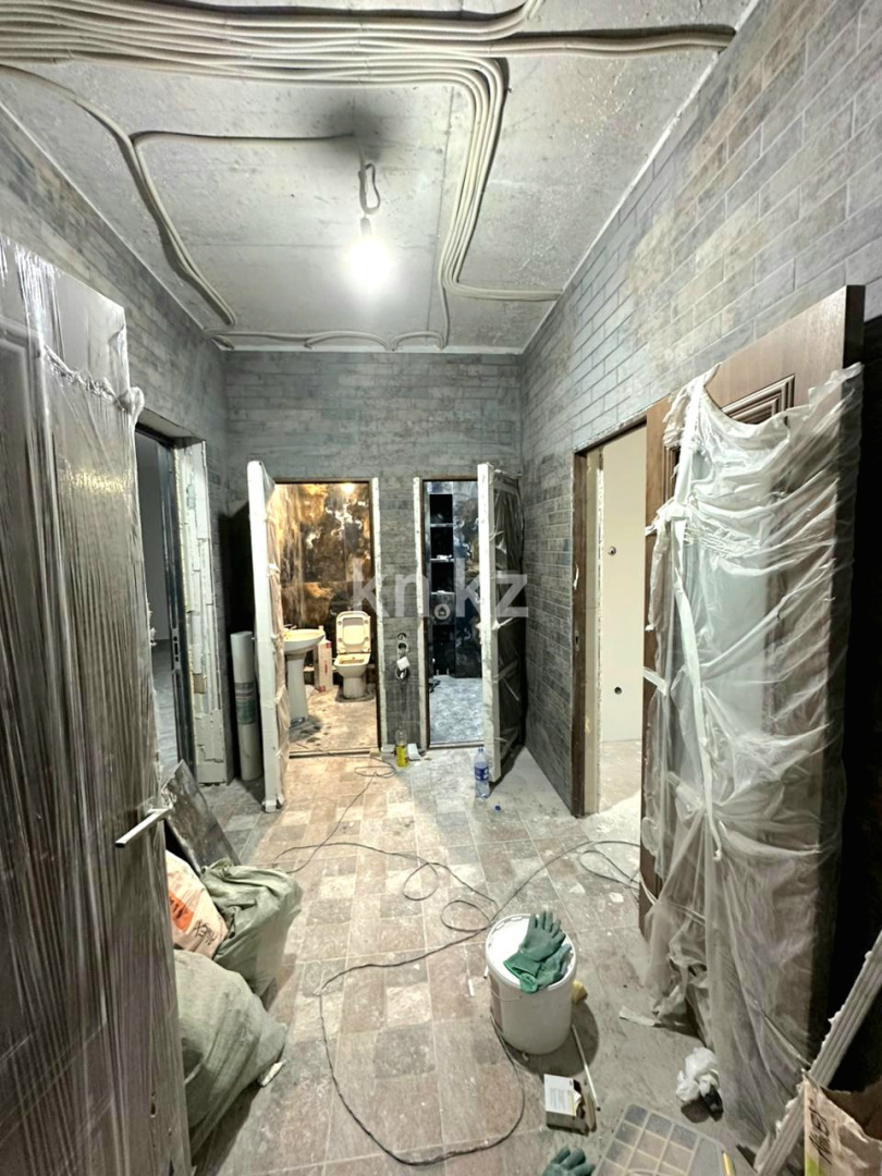 Продажа 2-комнатной квартиры, 56 м², мкр-н 8-й, дом  26 - Продажа квартир в Шымкенте фото 14 из 18