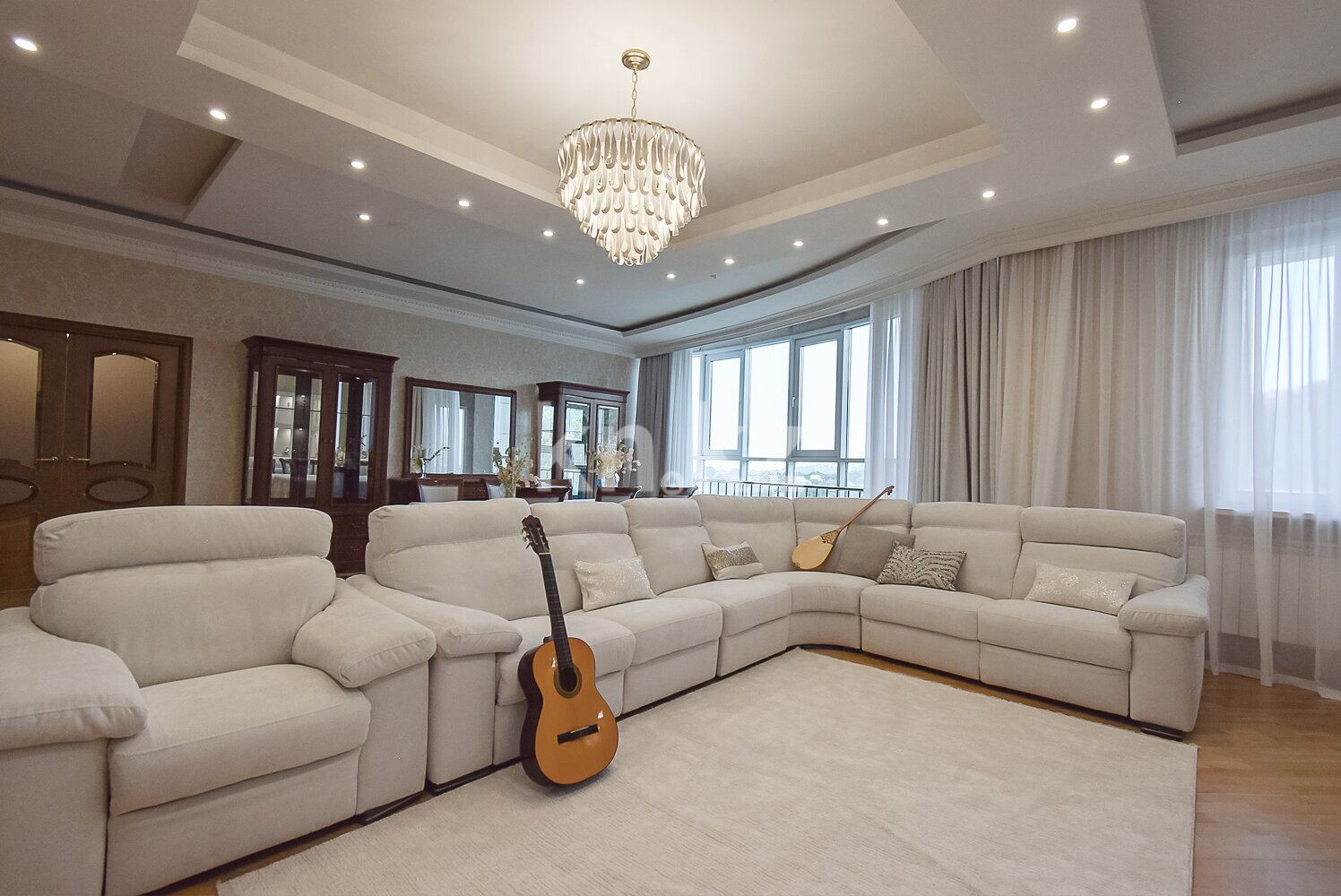 Продажа 4-комнатной квартиры, 241 м² в Алматы - фото 10