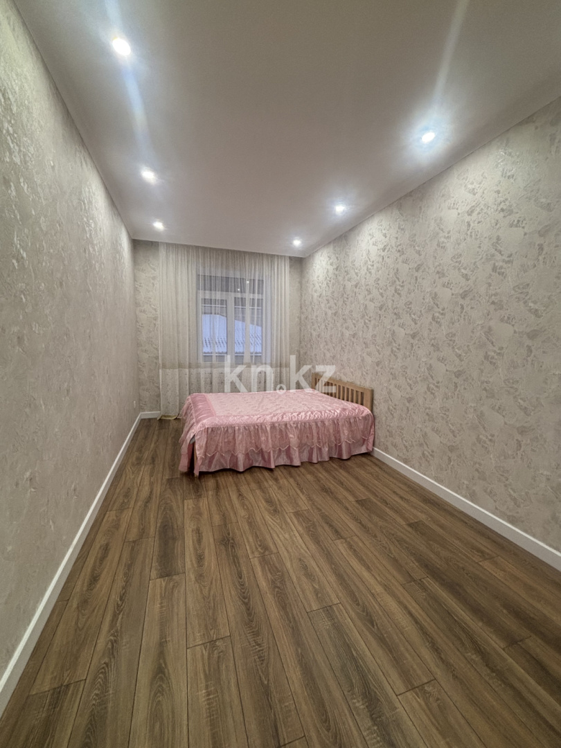 Аренда 3-комнатной квартиры, 90 м², пр. Республики, дом  49 - Аренда квартир помесячно в Караганде фото 5 из 37