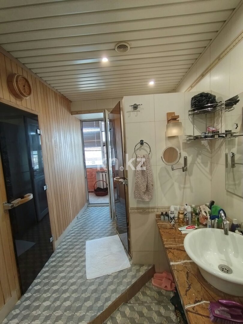 Продажа 5-комнатной квартиры, 190 м² в Астане - фото 5