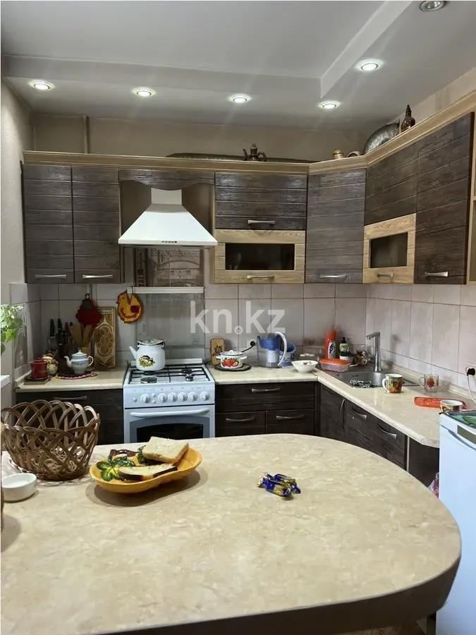 Продажа 4-комнатной квартиры, 92.2 м² в Алматы - фото 4