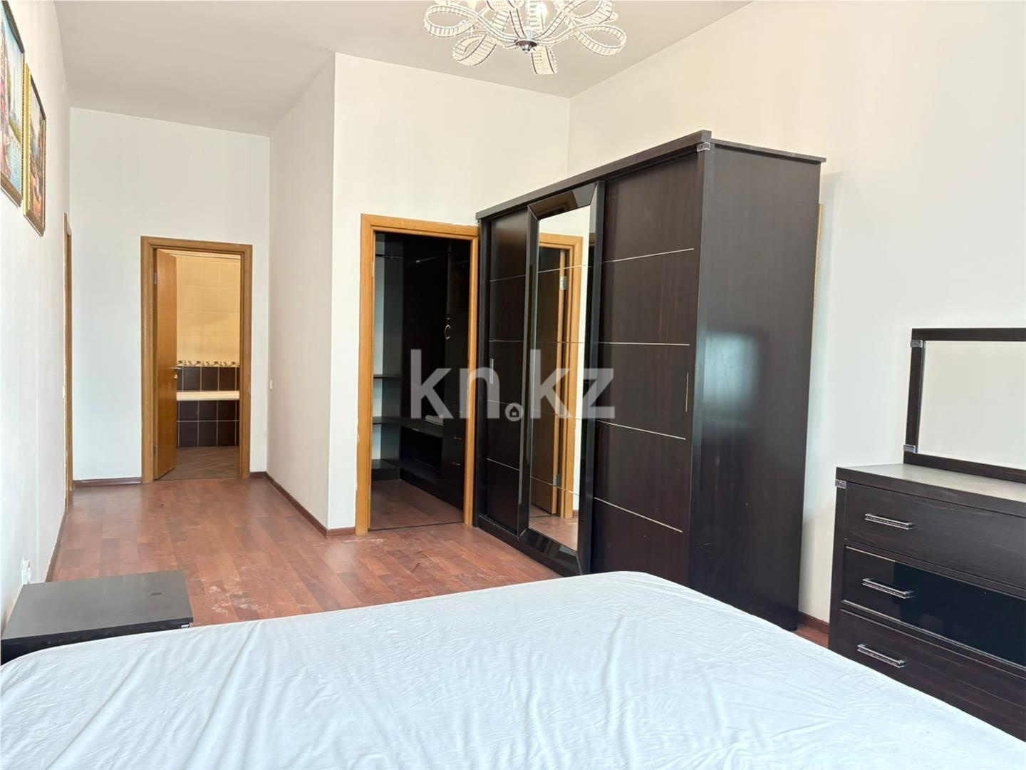 Продажа 3-комнатной квартиры, 132.7 м² в Астане - фото 13