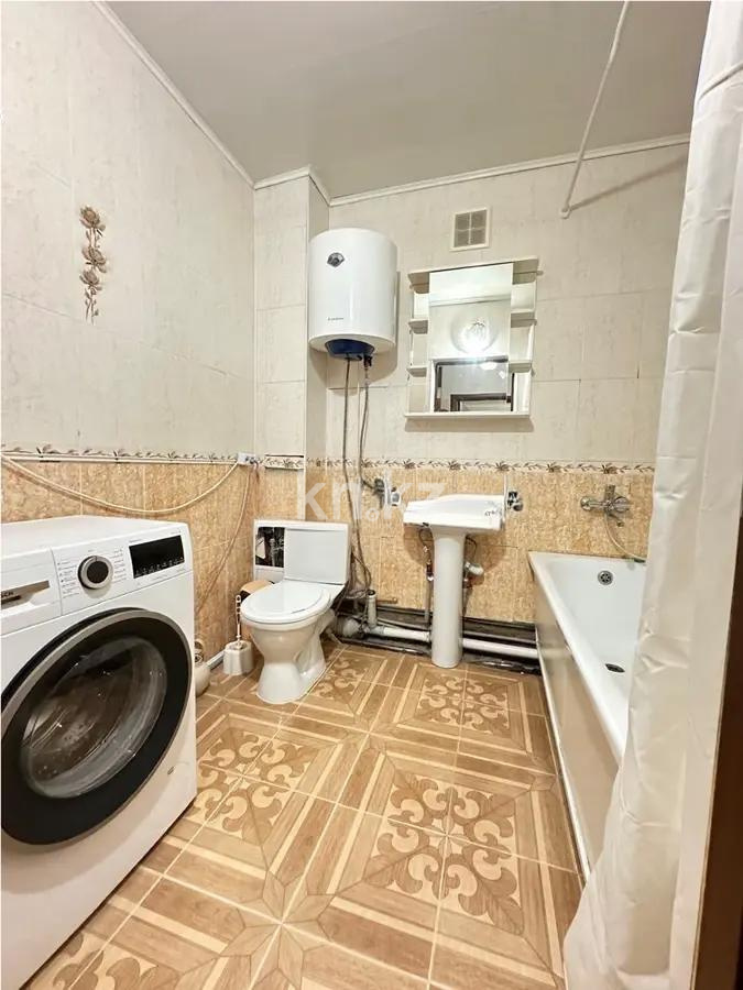 Продажа 1-комнатной квартиры, 40 м², пр. Тлендиева, дом  36 в Астане - фото 3