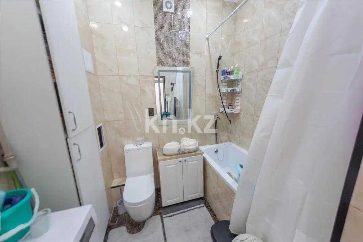 Продажа 2-комнатной квартиры, 65 м², ул. Казыбек би, дом  5а в Астане - фото 4