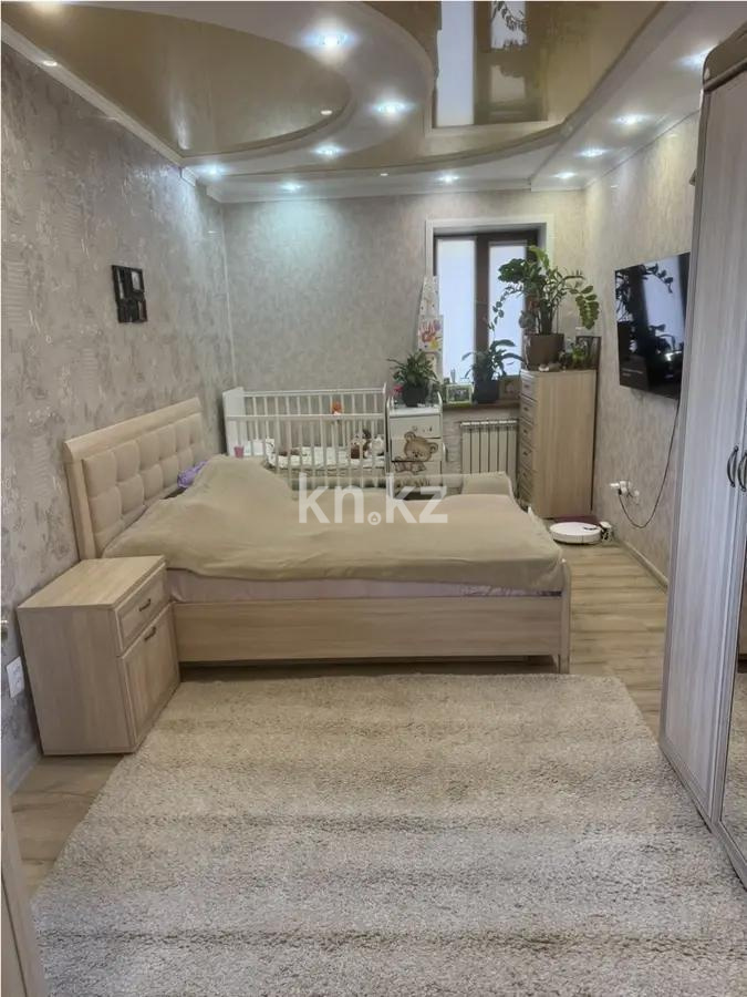 Продажа 3-комнатной квартиры, 85 м², ул. Ержанова, дом  18/6 - Продажа квартир в Караганде фото 1 из 5