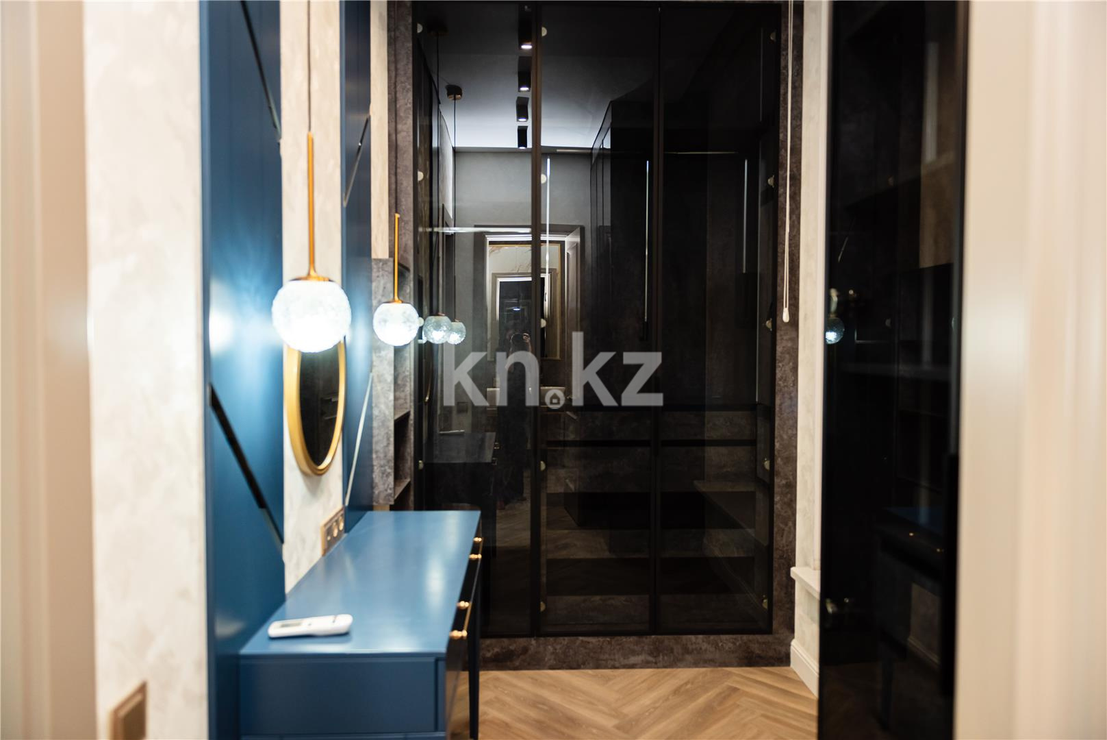 Продажа 6-комнатной квартиры, 345 м², ул. Муканова, дом  53 - Продажа  пятикомнатных квартир в Караганде фото 12 из 58